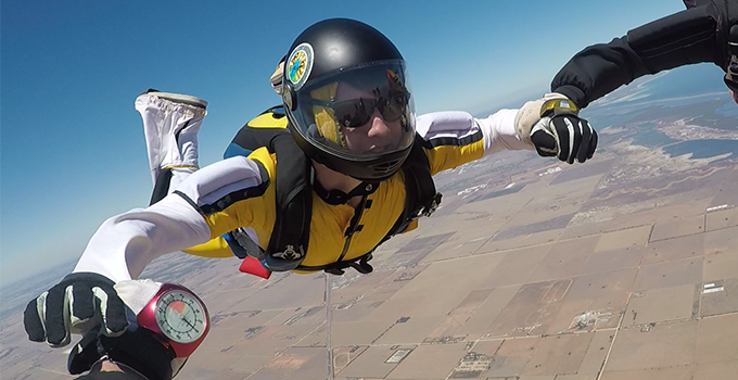 Image of Alumni James Bitmead skydiving